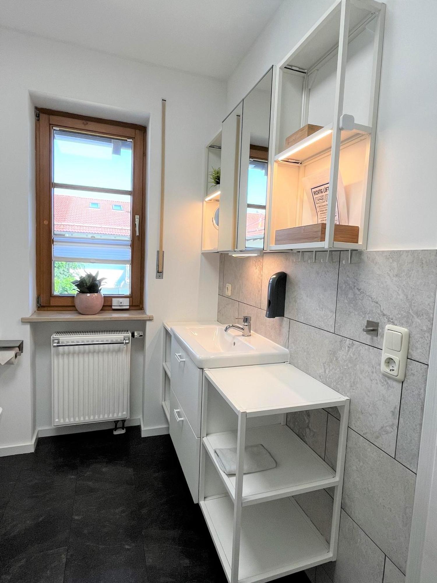 Apartment Wohlfuehlplatzl - Urgemuetlich & Ruhig Vogtareuth المظهر الخارجي الصورة