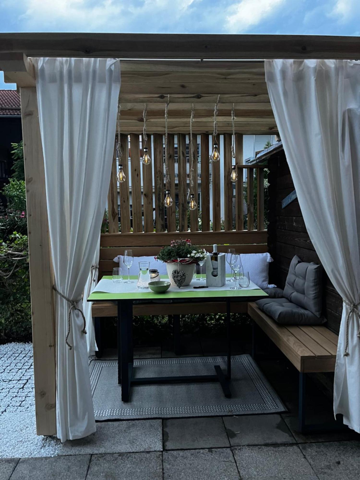 Apartment Wohlfuehlplatzl - Urgemuetlich & Ruhig Vogtareuth المظهر الخارجي الصورة