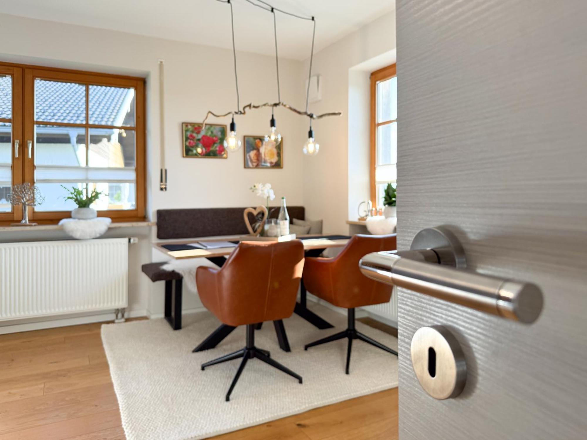 Apartment Wohlfuehlplatzl - Urgemuetlich & Ruhig Vogtareuth المظهر الخارجي الصورة